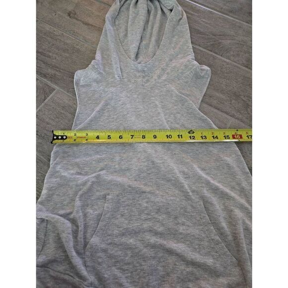 Women's Freebird Active Hooded Tank Gray Size Medium - Picture 3 of 7